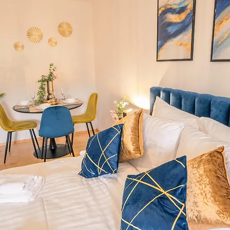 Heart - 2min To Station * Λουντβιγκσχάφεν